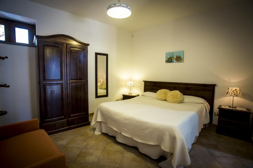 Resort Al Belvedere Salina Leni Exterior photo