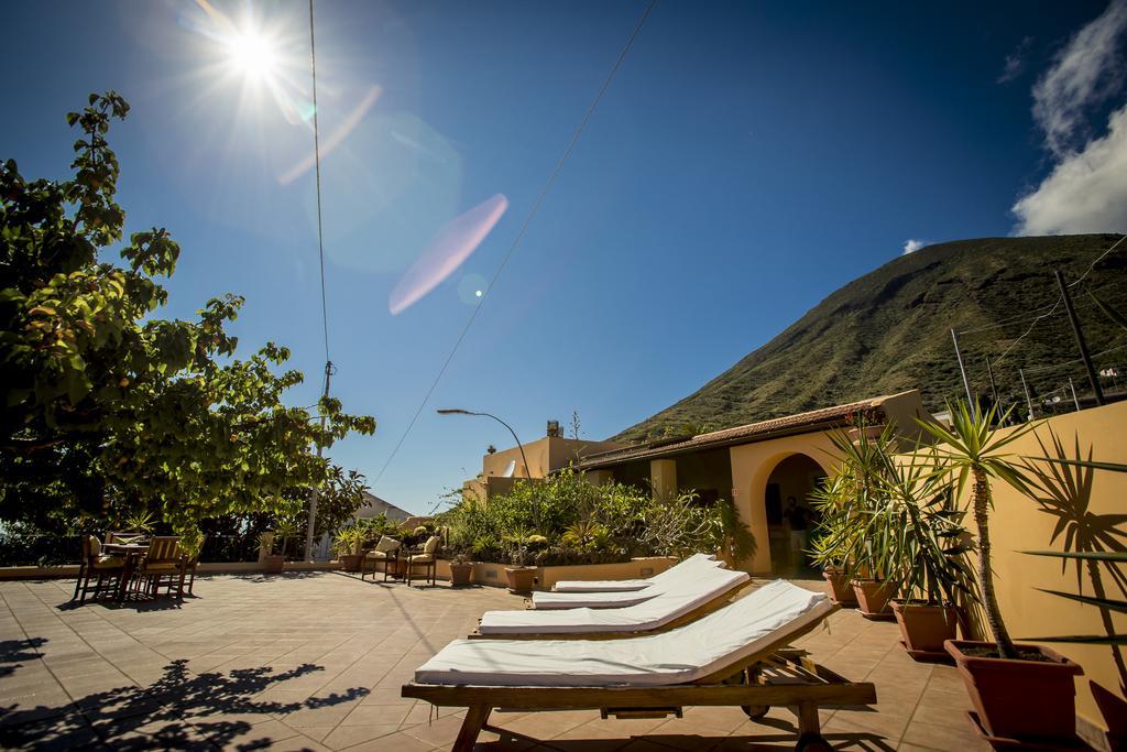Resort Al Belvedere Salina Leni Exterior photo