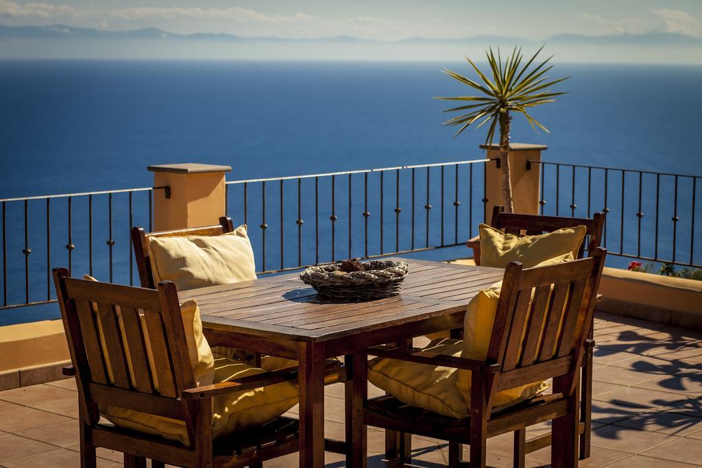 Resort Al Belvedere Salina Leni Exterior photo
